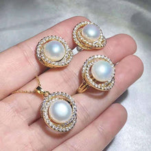 Load image into Gallery viewer, Natural freshwater pearl set of three pieces