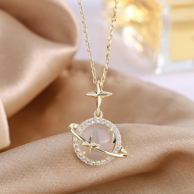 Planet Zircon necklace with stylish design