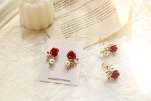 Load image into Gallery viewer, Rose Rhinestone Flower Pearl Earrings