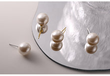 Load image into Gallery viewer, Popular money big pearl ear nail